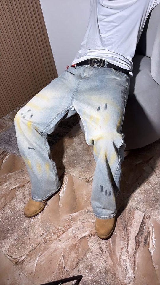 Jean éclaboussures peinture
