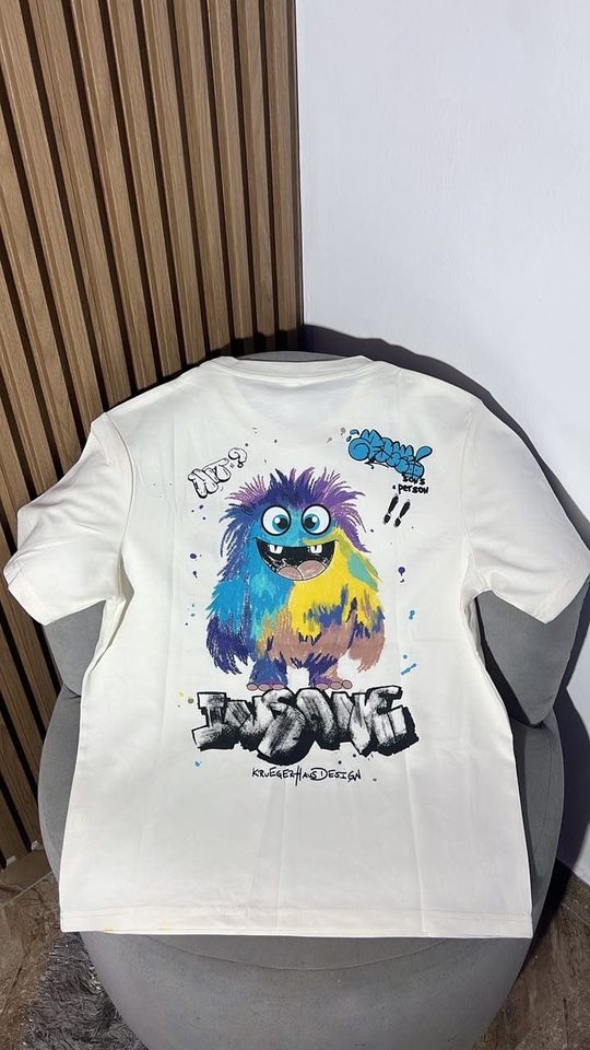 T-shirt écru monstre coloré