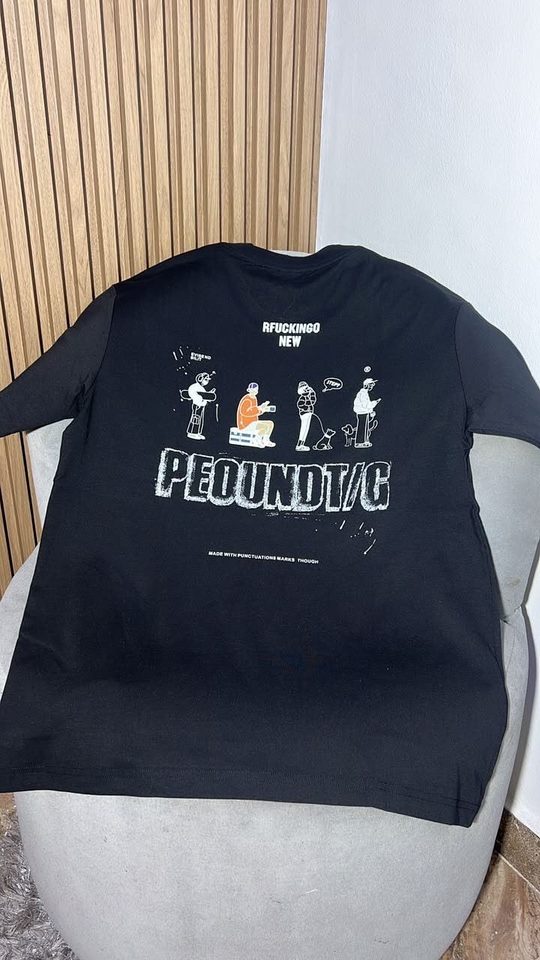 T-shirt noir imprimé urbain